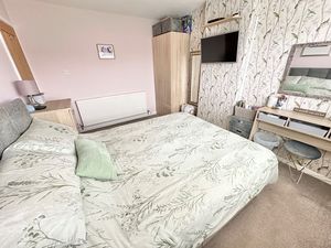 Glen Road Great Sutton